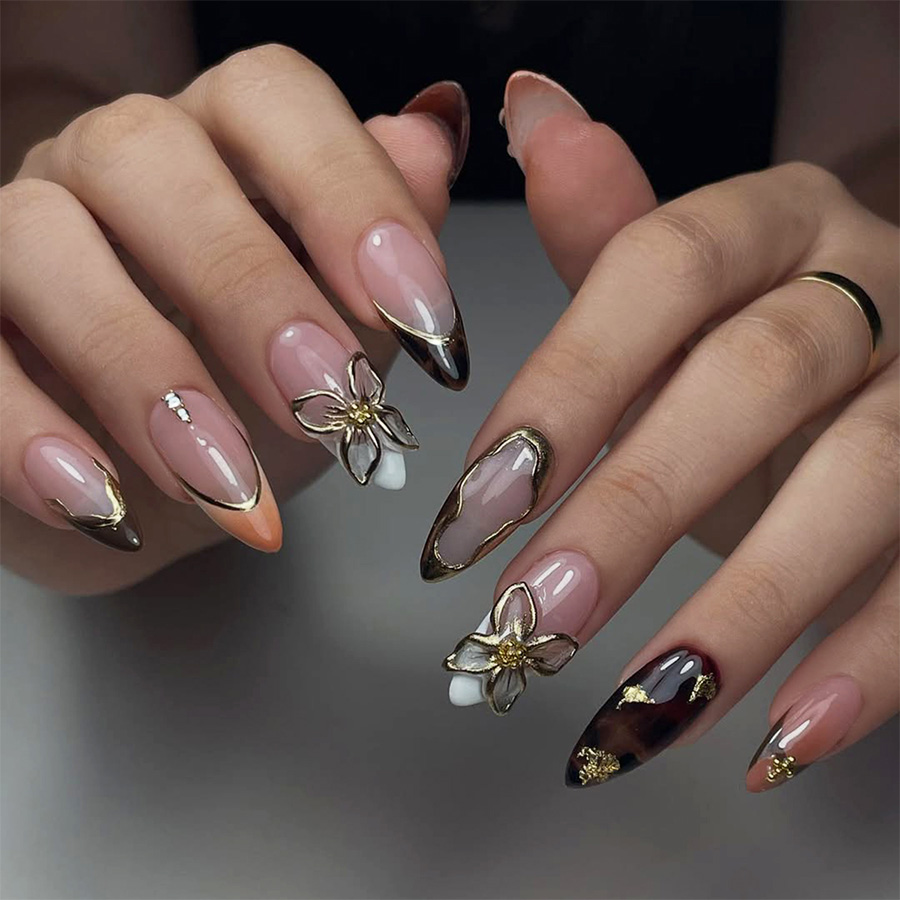 Deluxe Nails & Spa Stableside