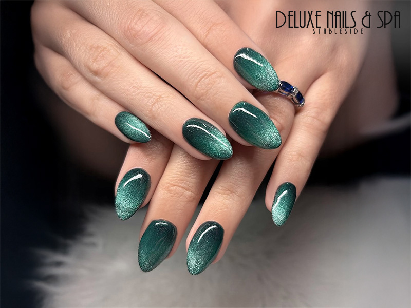Deluxe Nails & Spa Stableside
