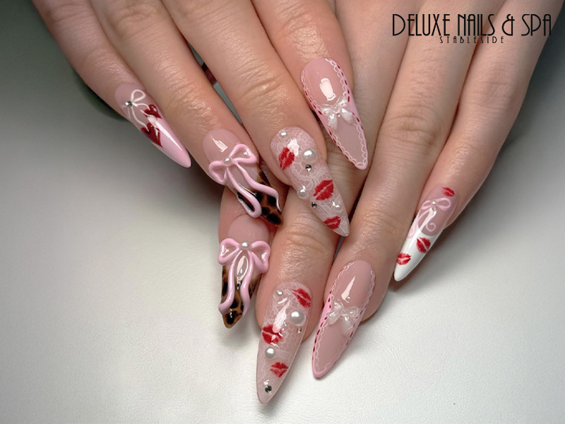 Deluxe Nails & Spa Stableside