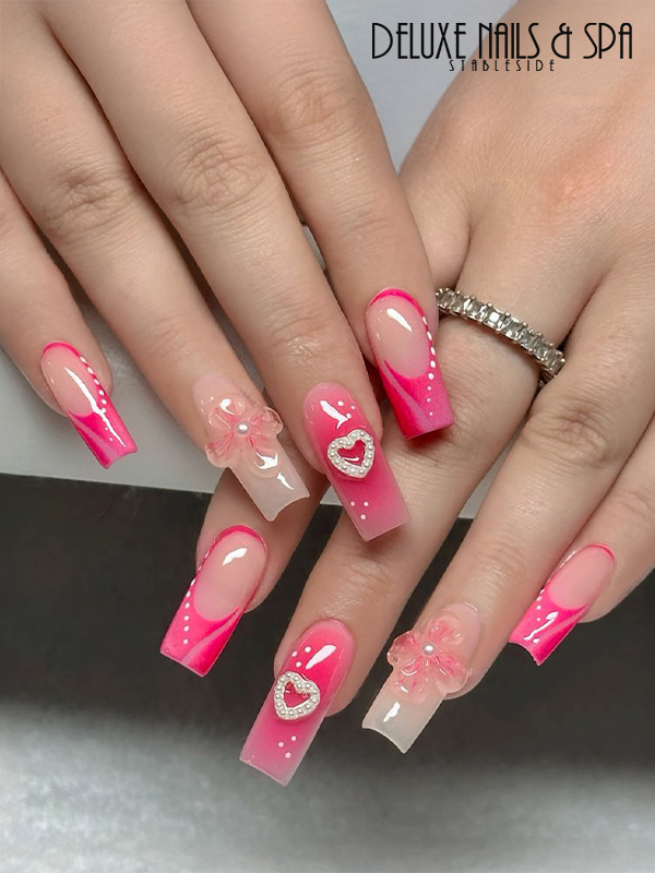 Deluxe Nails & Spa Stableside