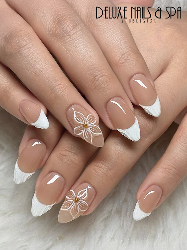 Deluxe Nails & Spa Stableside